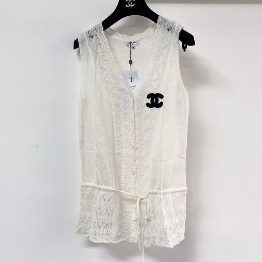 Chanel Vest White in Wool 125440