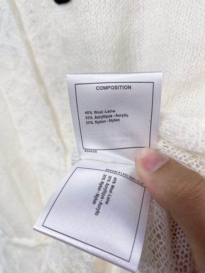 Chanel Vest White in Wool 125440
