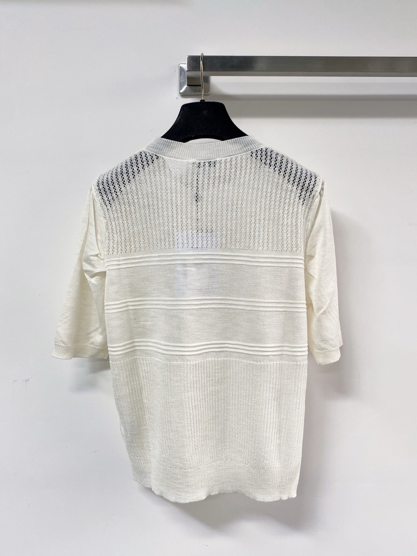 Chanel Short-Sleeve T-Shirt White in Acrylic 125436