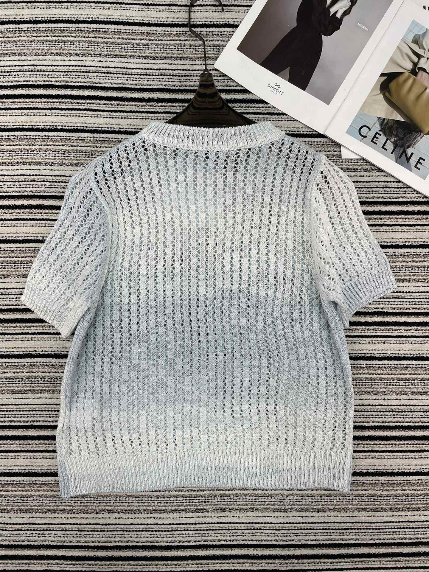Chanel Knit Short-sleeve Blue in Wool 133528