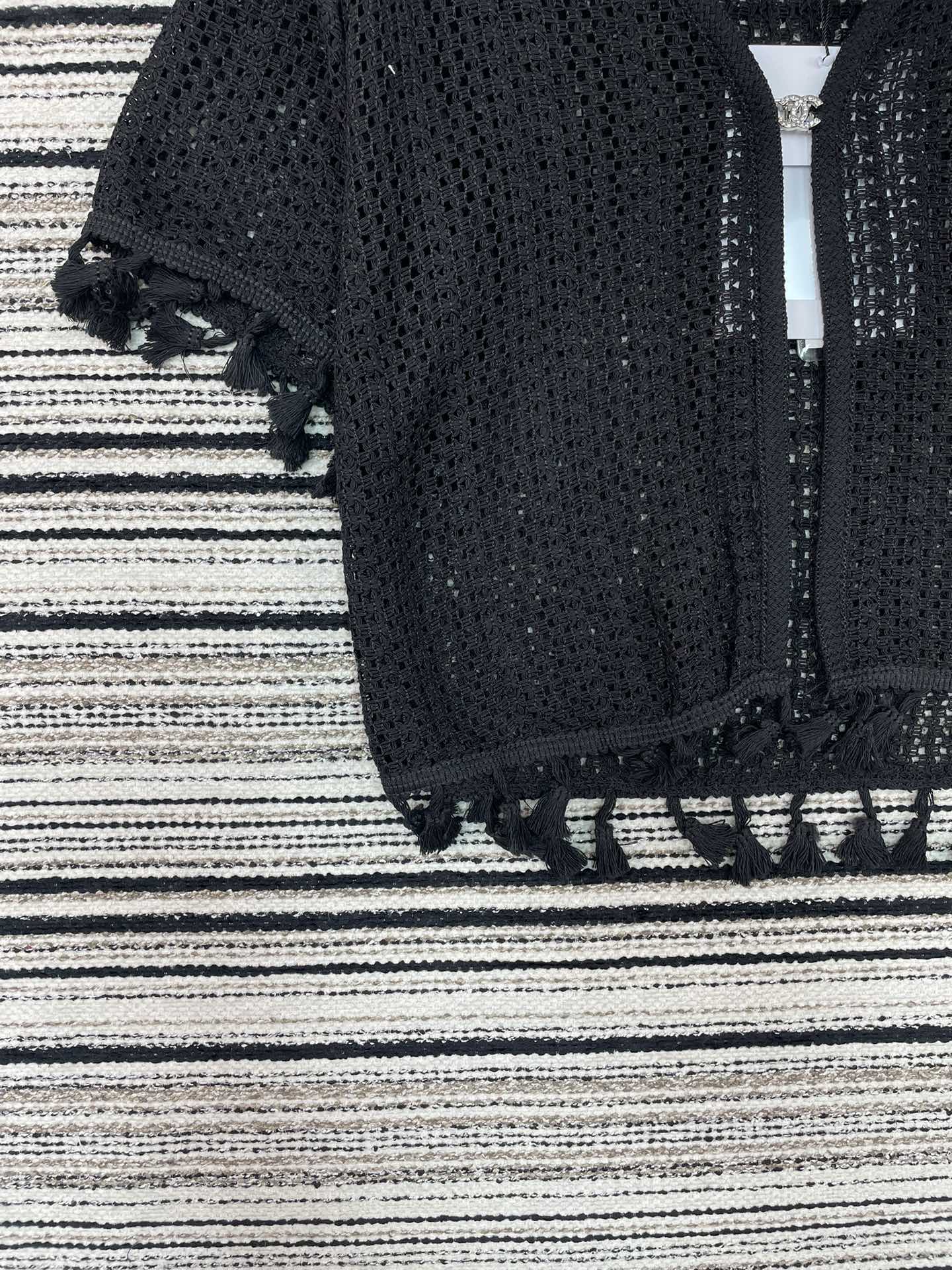 Chanel Knit Short-sleeve Top Black in Cotton 133517