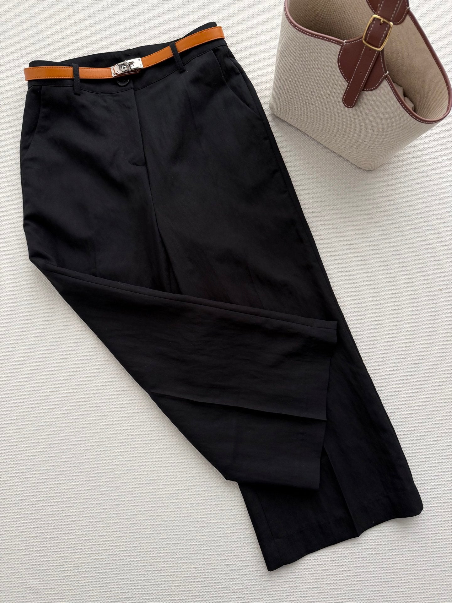 Hermes 26SS Cropped Wide-Leg Pants Black in Cotton 938210
