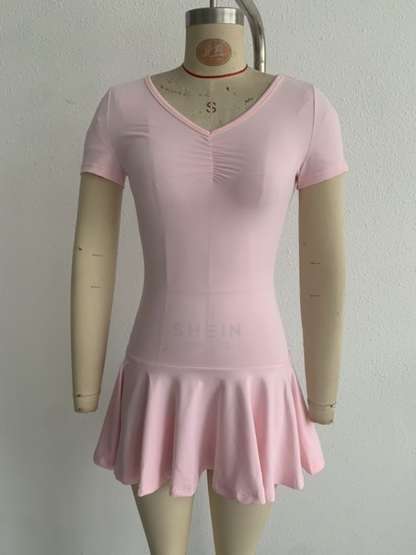 Vestido sexy de primavera y verano de punto de manga corta plisado ajustado vestido corto ceñido