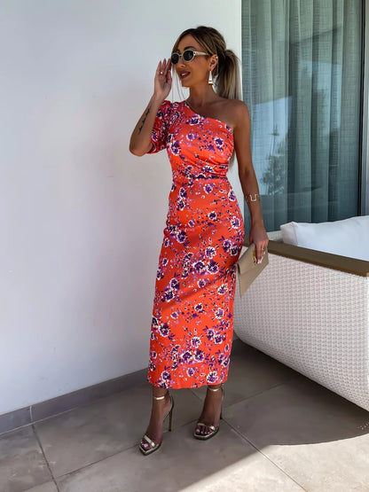Vestido de verano para mujer, con hombros oblicuos, estampado, con pliegues y abertura