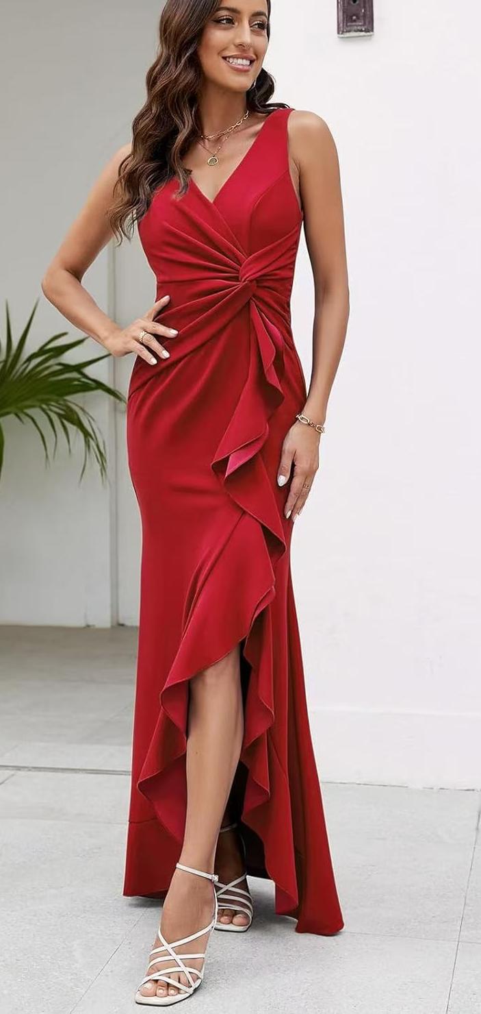 Vestido de noche largo elegante con volantes, abertura y corte entallado sin mangas y escote en V