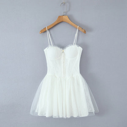 Vestido de encaje bordado con cintura moldeada, sexy, fresco, dulce y picante para vacaciones de primavera y verano.