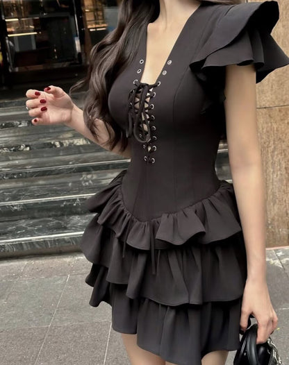Vestido de verano para mujer, sexy, con mangas voladoras, con cordones, ajustado, de retazos, de color liso y escalonado