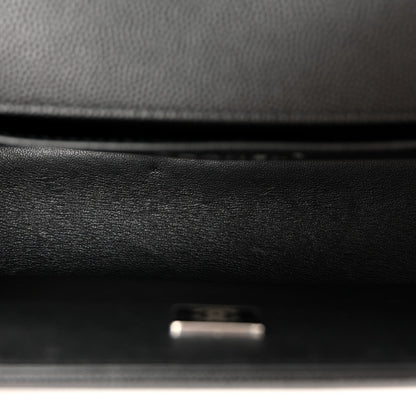Caviar Quilted Medium Boy Flap Black