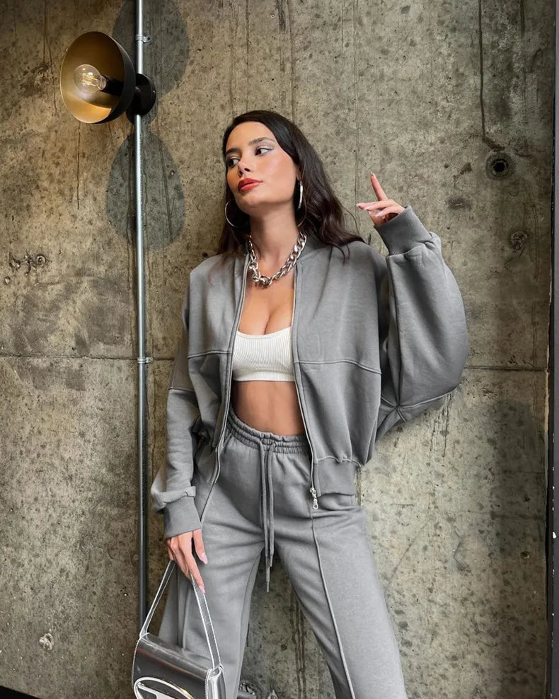 Urban Chic - Green ZippeRed Cardigan and Trousers Set