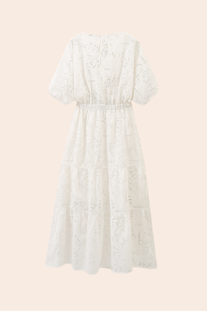 Vestido midi con encaje bordado y aberturas 