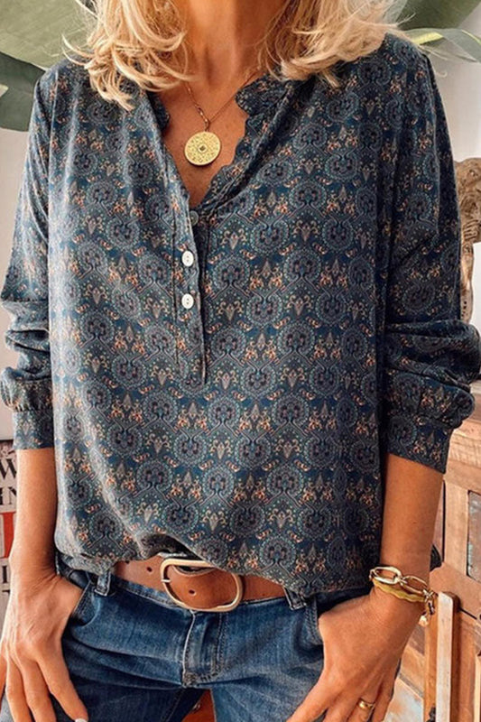 Blusas de cuello en V con patchwork y estampados universitarios de moda