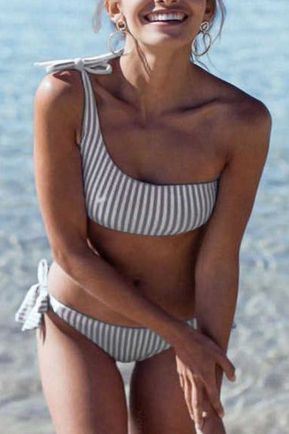 Ropa deportiva de moda Trajes de baño a rayas