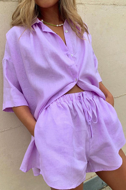 Conjunto de dos piezas de moda informal con cuello vuelto, manga corta y parches sólidos