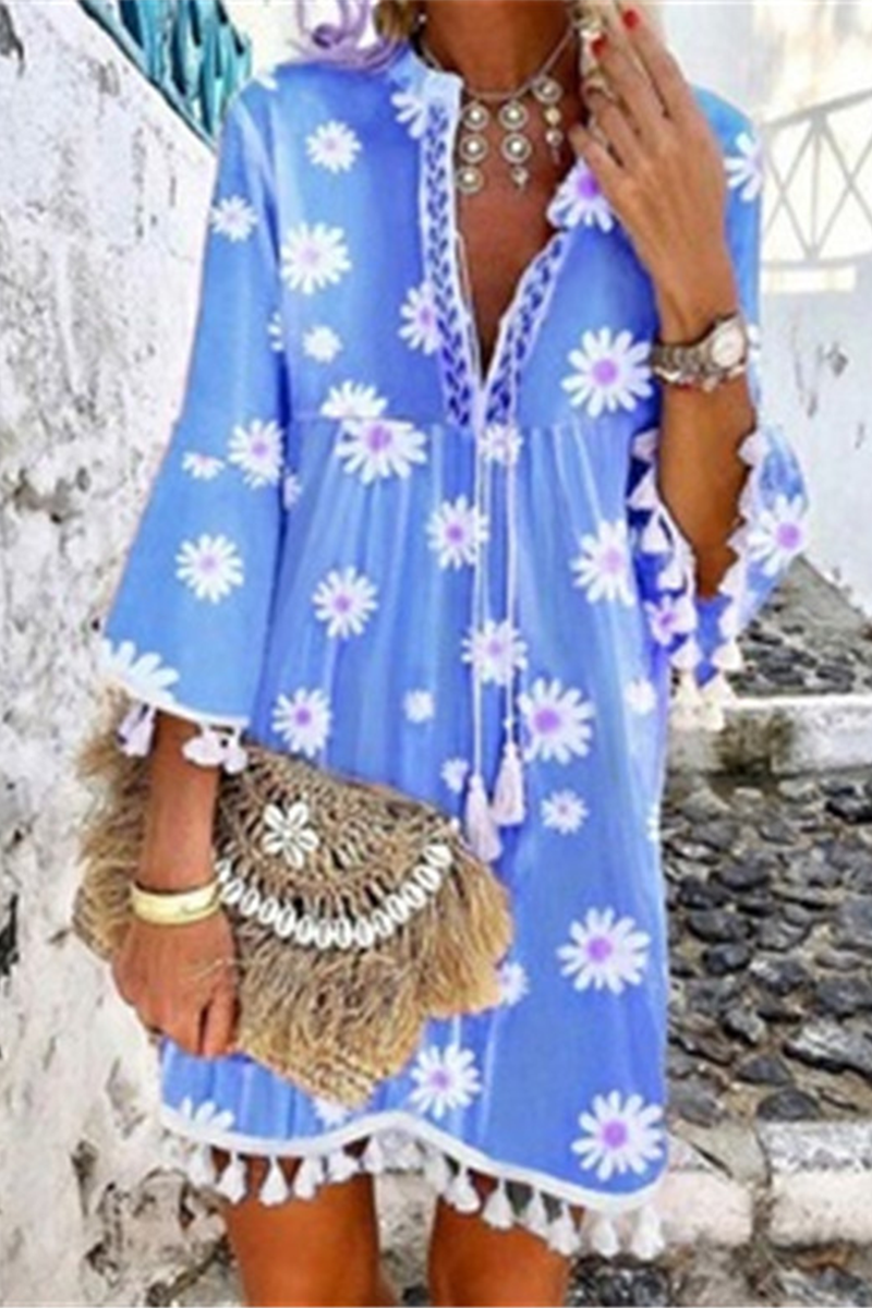 Elegante vestido de línea A con escote en V, borlas y flores de patchwork