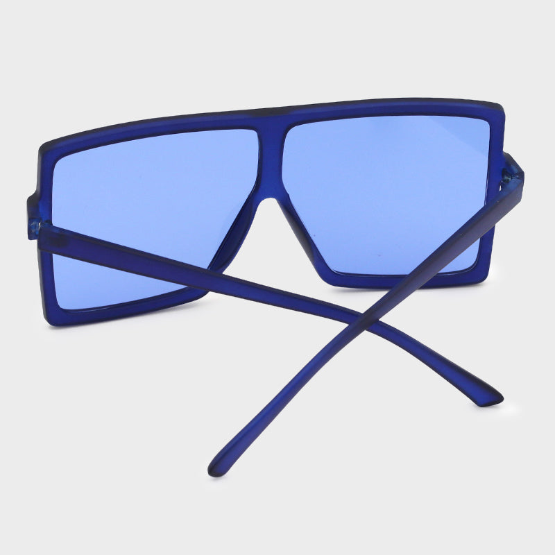 Gafas de sol sexis con diseño de patchwork de leopardo y cambio gradual en la calle