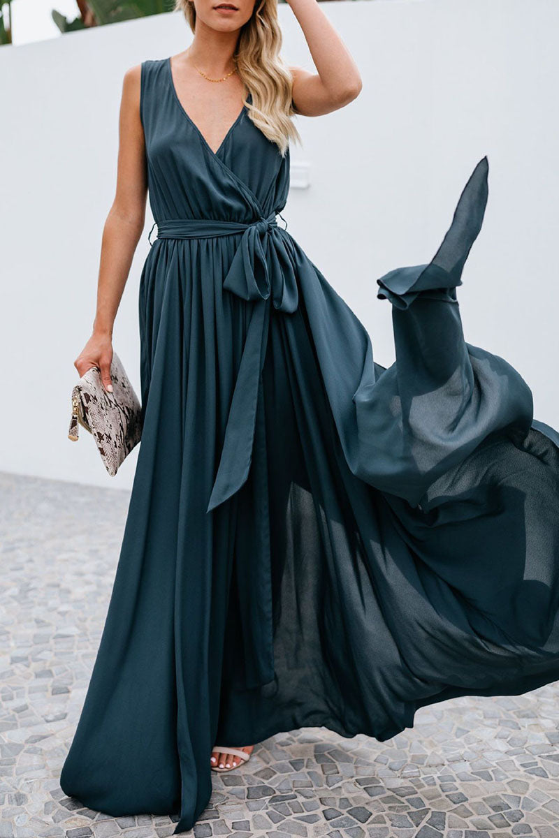 Vestidos de línea A con escote en V y abertura sólida de Fashion Street