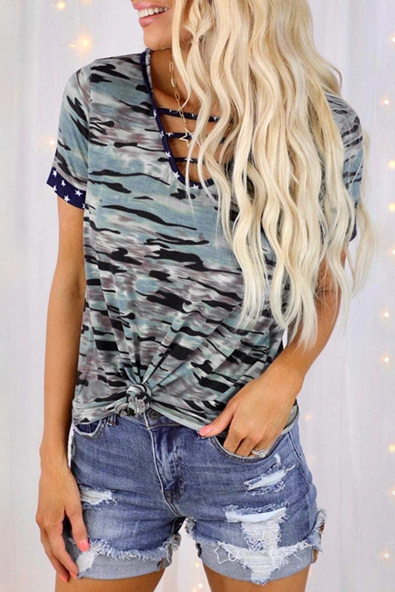 Camiseta informal con estampado de camuflaje urbano, cuello en V, abertura y abertura (5 colores)