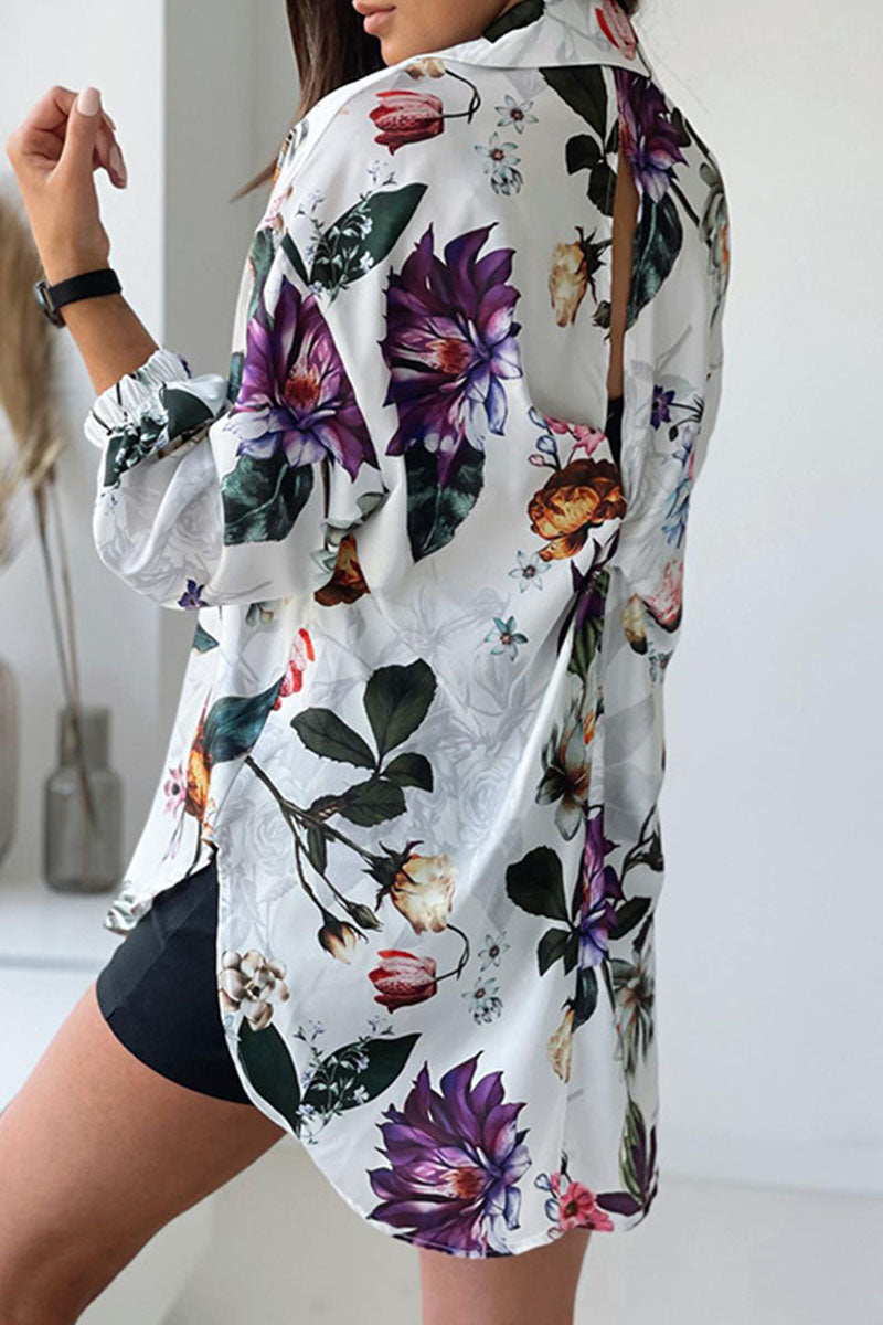 Tops casuales de moda con cuello vuelto y abertura en la unión con estampado