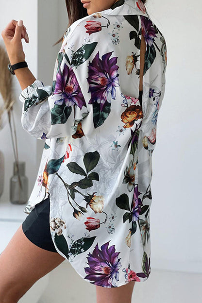 Tops casuales de moda con cuello vuelto y abertura en la unión con estampado