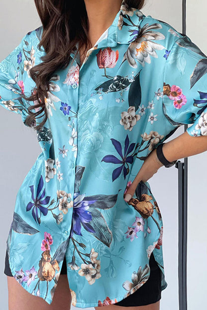 Tops casuales de moda con cuello vuelto y abertura en la unión con estampado