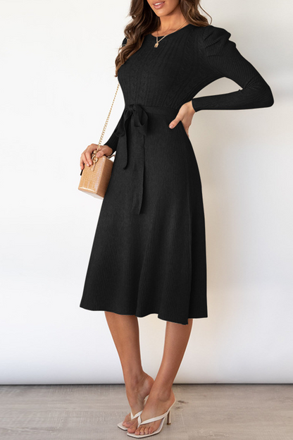 Elegante vestido de suéter liso con cinturón y cuello redondo (5 colores)