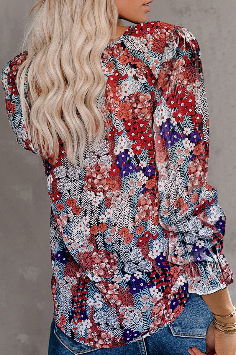 Tops de cuello en V con patchwork y estampados de moda urbana