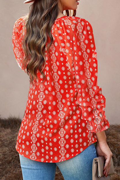 Tops de cuello en V con patchwork y estampados de moda urbana
