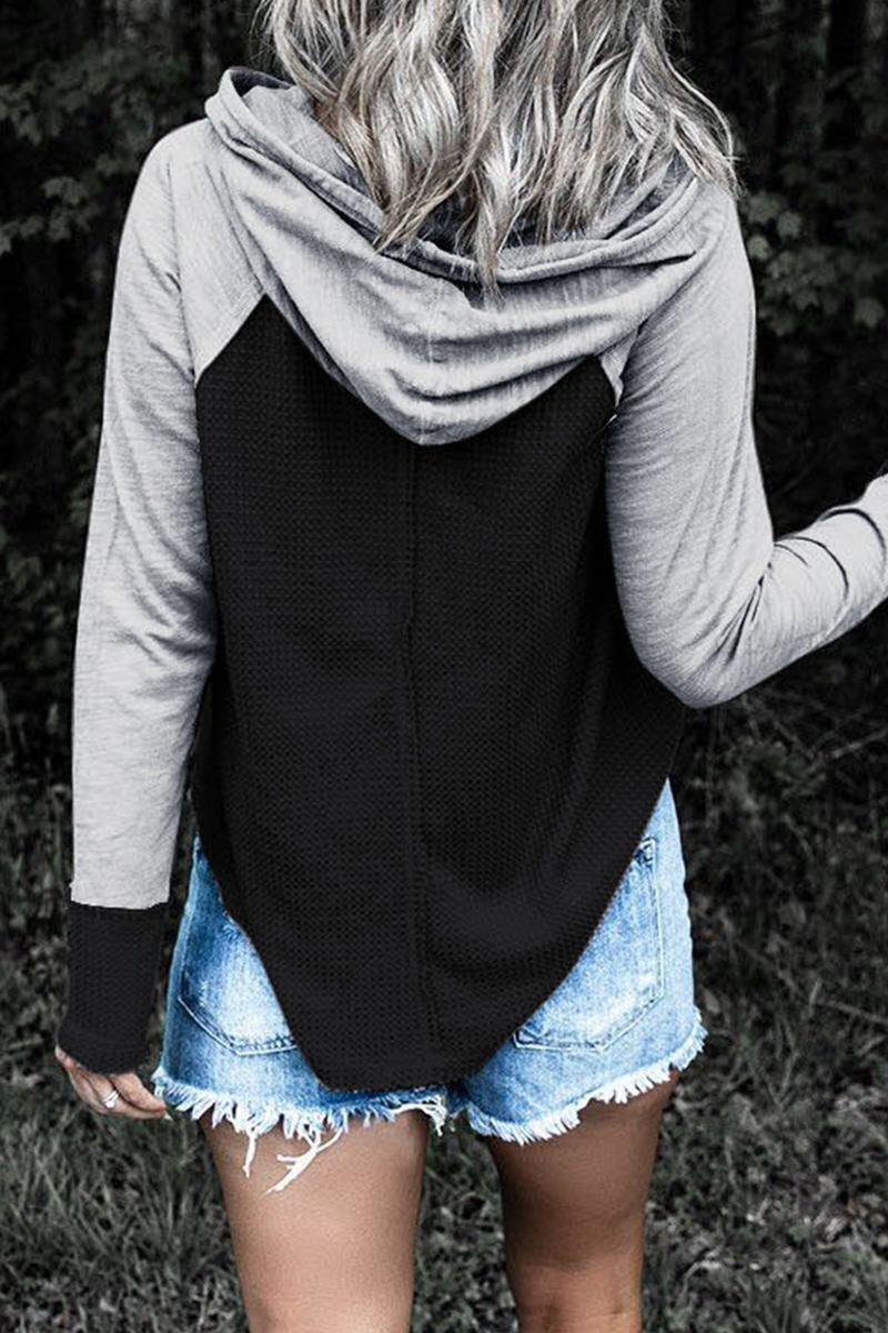 Tops casuales con capucha y cuello en contraste con cordón ajustable y patchwork (5 colores)