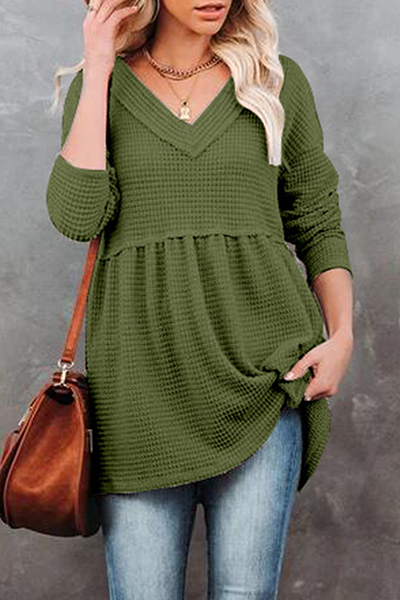 Tops casuales de cuello en V con pliegues y abertura en la articulación (7 colores)