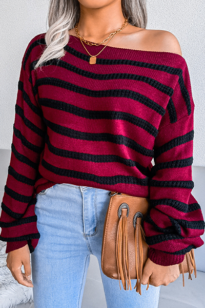 Tops casuales de rayas con patchwork y hombros descubiertos en contraste
