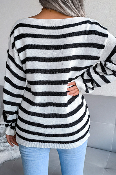 Tops casuales de rayas con patchwork y hombros descubiertos en contraste