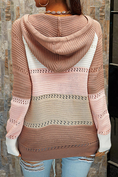 Blusa informal con cuello y capucha en contraste, con tiras cruzadas y diseño de patchwork (7 colores)