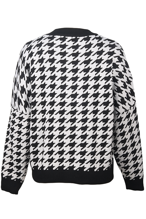 Suéter de cuello redondo con contraste de patchwork geométrico de moda urbana (3 colores)