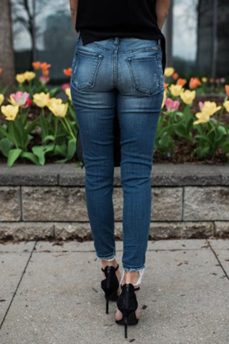 Pantalones casuales de tubo con pliegues y aberturas en la articulación y rotos de patchwork