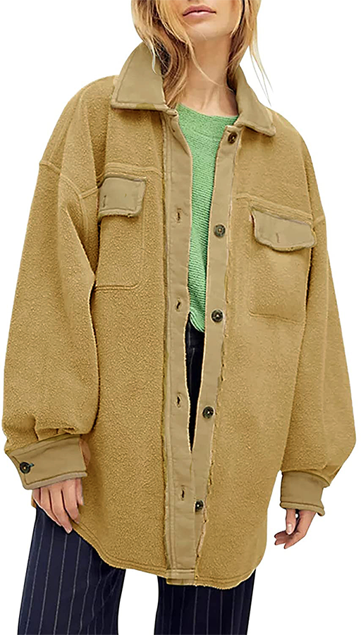 Prenda exterior básica informal con cuello vuelto, hebilla y estampado animal