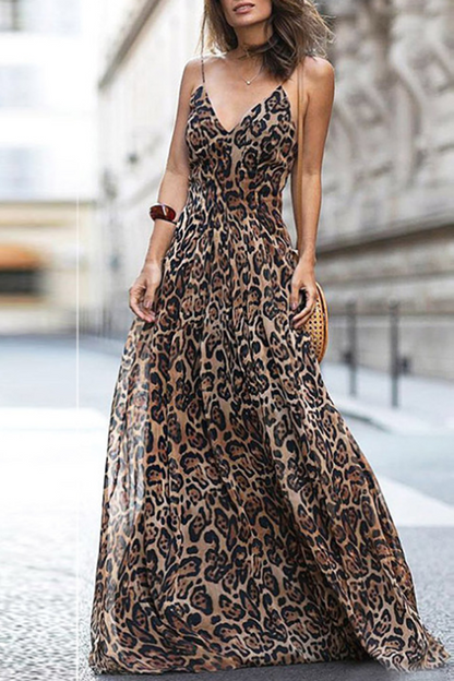 Vestidos sexis con falda de pastel y tirantes finos y abertura en la parte posterior de leopardo