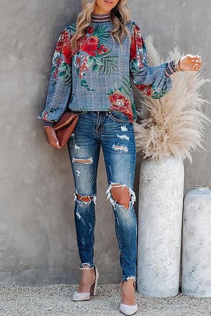 Tops casuales de cuello alto con abertura y estampado de rayas