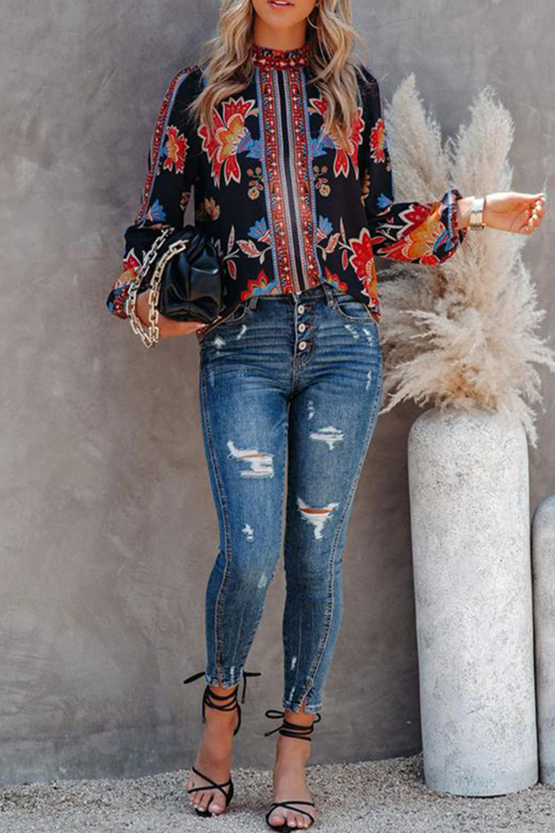 Tops casuales de cuello alto con abertura y estampado de rayas