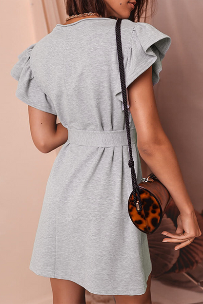 Vestidos casuales de falda con volantes sólidos y cuello redondo en la cintura