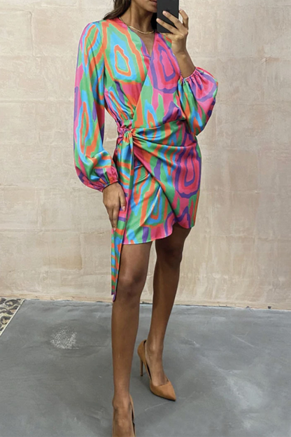 Vestido informal con cuello en V, estampado de patchwork e irregular