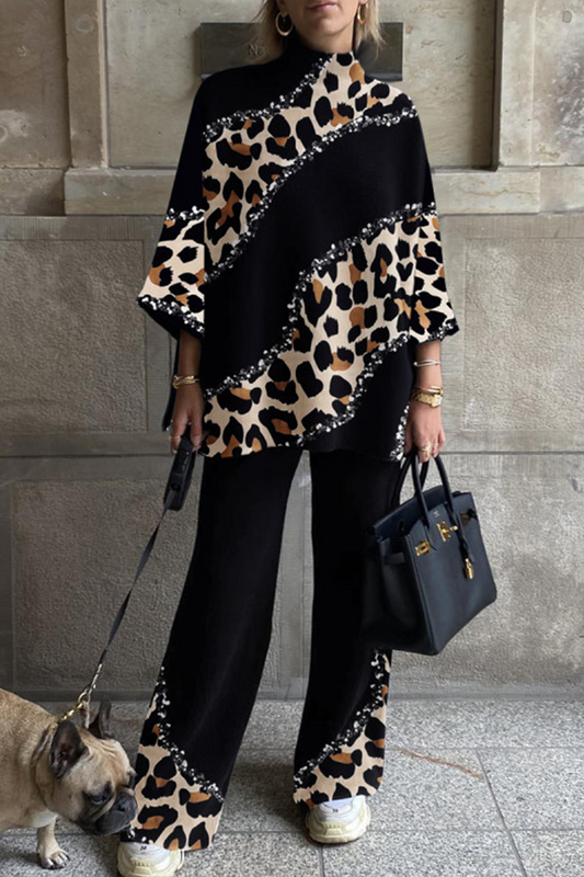 Conjunto de dos piezas de cuello alto, tres cuartos y abertura con estampado informal