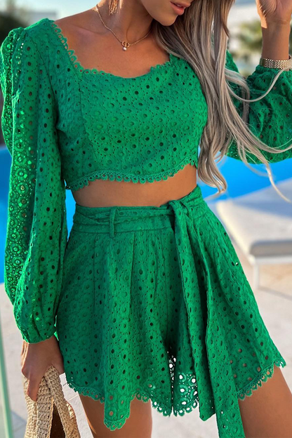 Conjunto informal de dos piezas con cuello cuadrado, manga larga y estampado liso