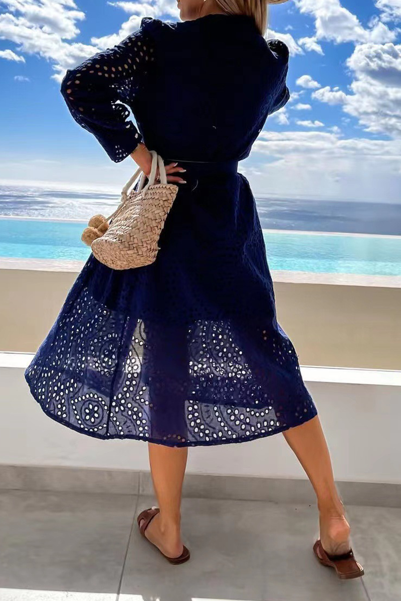 Vestido camisero informal de encaje liso con cuello redondo