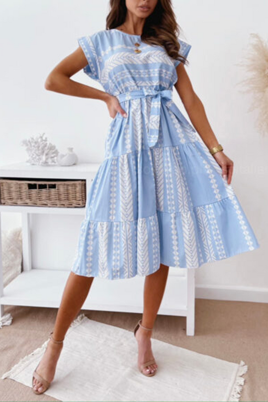 Vestidos casuales con falda y cintura redonda con abertura y estampado