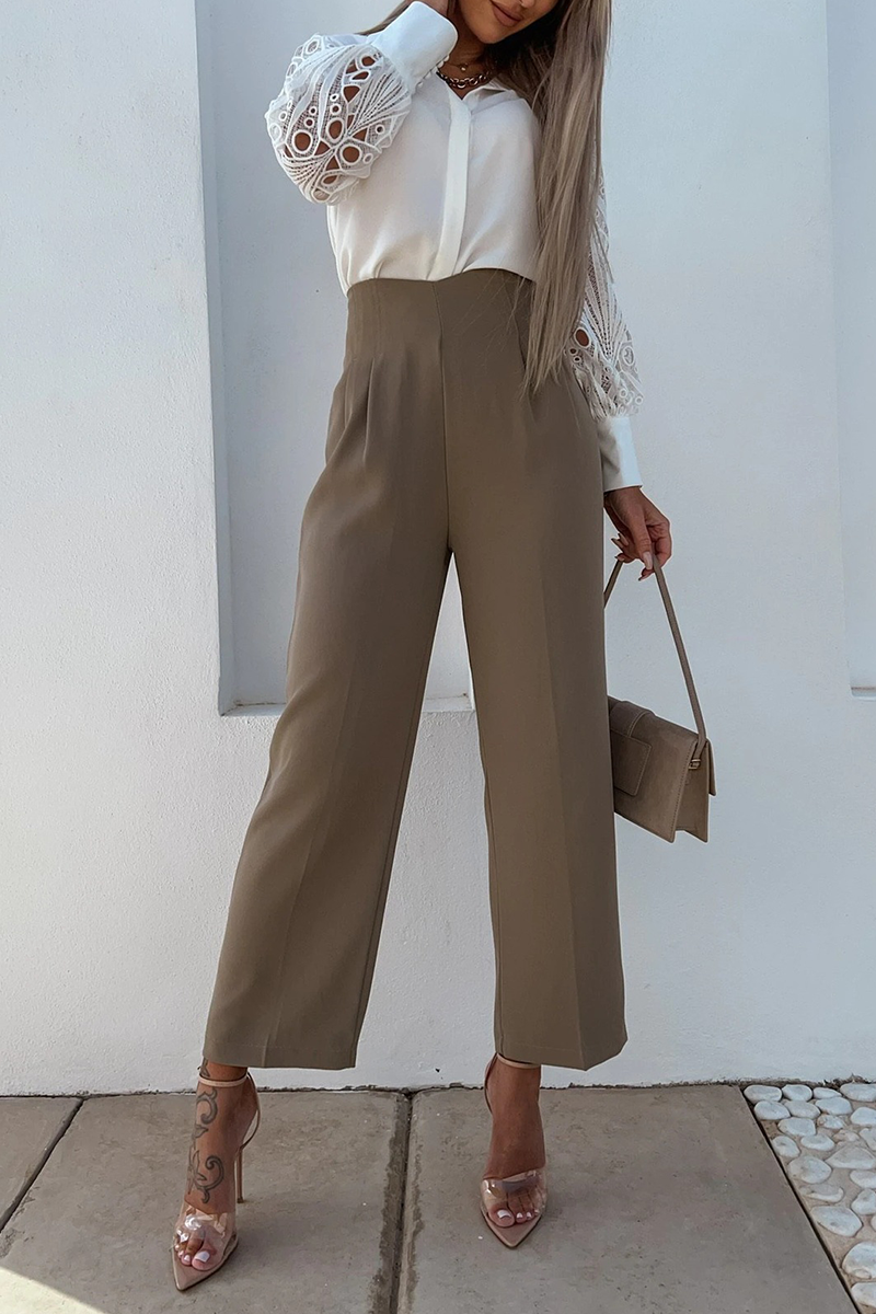 Tops de cuello vuelto ahuecados de color sólido de moda