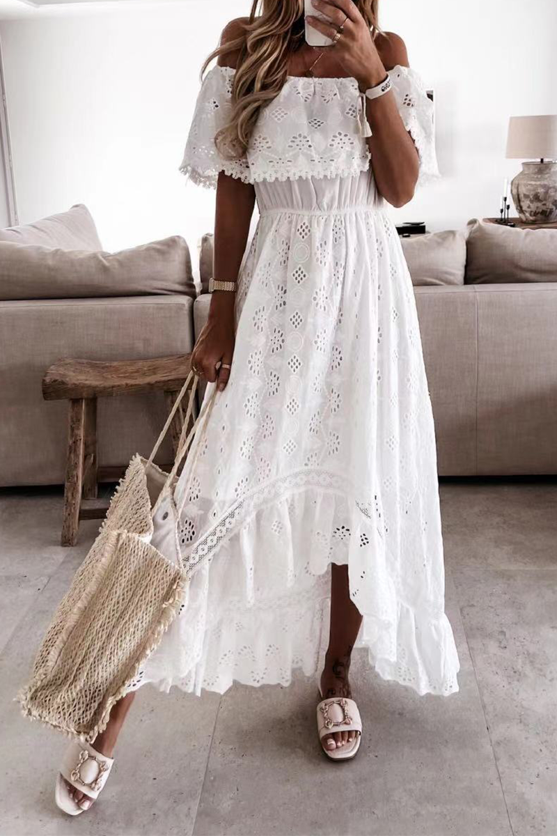 Vestidos casuales de encaje liso con hombros descubiertos y falda pastel