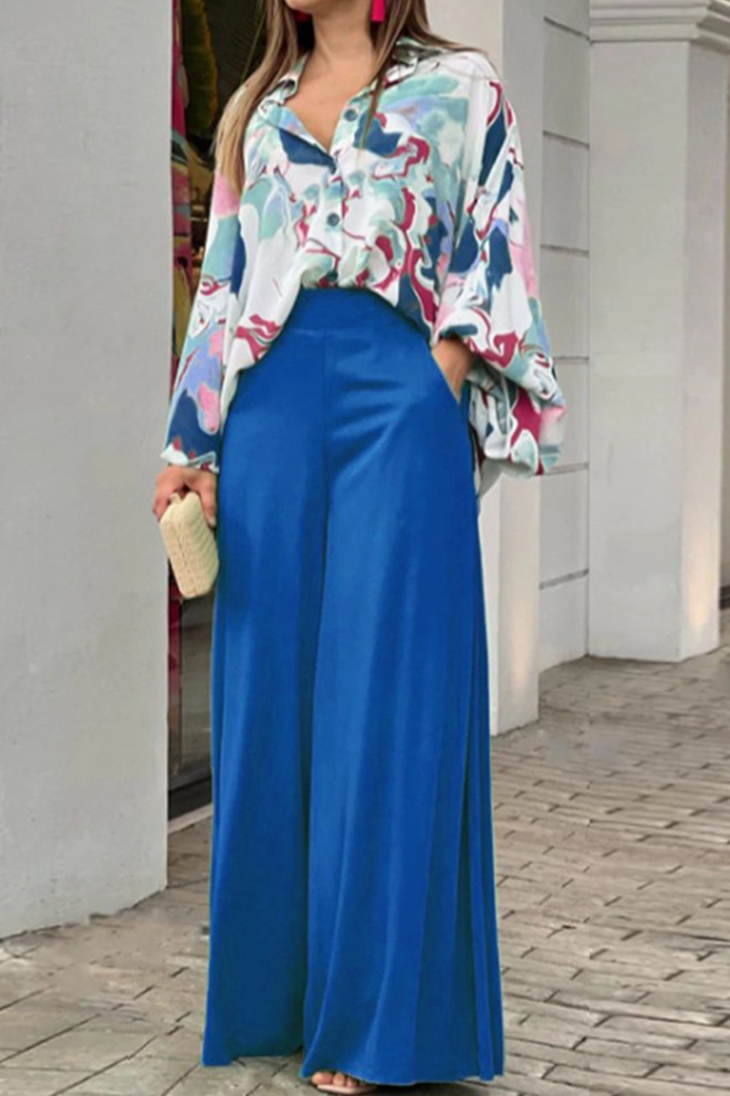 Conjunto de dos piezas con cuello vuelto, manga larga y estampado de patchwork (4 colores)
