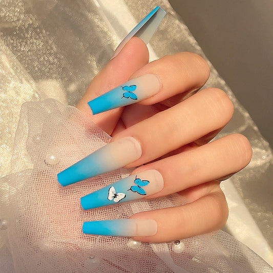 Pasta de uñas con diseño de patchwork de grafiti de moda