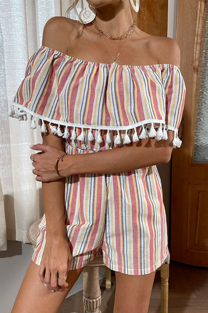 Mono informal recto con hombros descubiertos y borlas con estampado