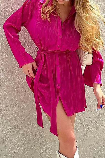 Vestido camisero informal de cuello vuelto con parches sólidos